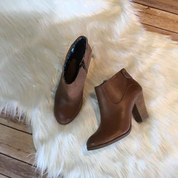 lucky brand quintei platform booties
